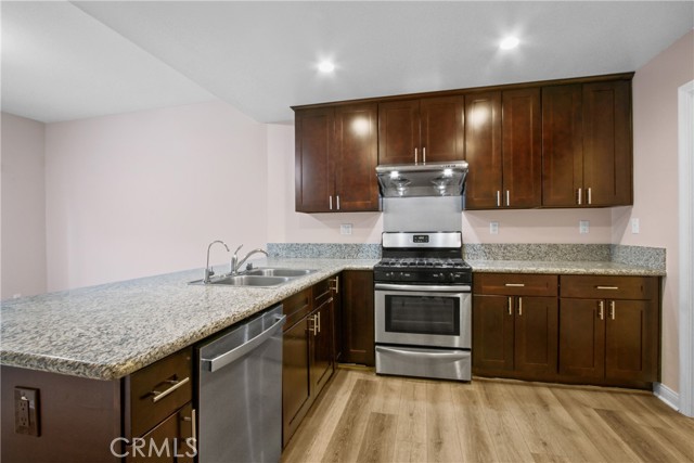 1452 S White Avenue, Pomona CA: https://media.crmls.org/medias/59e37ceb-b0a7-4139-a0a6-ae94cde45161.jpg