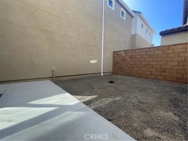 Detail Gallery Image 10 of 14 For 4028 Summer Way, Corona,  CA 92883 - 4 Beds | 3 Baths