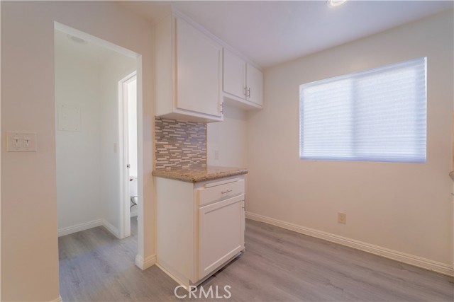 Detail Gallery Image 9 of 31 For 5593 Pioneer Bld #18,  Whittier,  CA 90601 - 2 Beds | 1/1 Baths