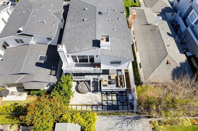 2301 Walnut Avenue, Manhattan Beach, California 90266, 4 Bedrooms Bedrooms, ,3 BathroomsBathrooms,Residential,Sold,Walnut,SB22033691