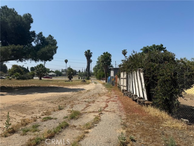 Image 18 of 19 For 21796 Cottonwood Avenue