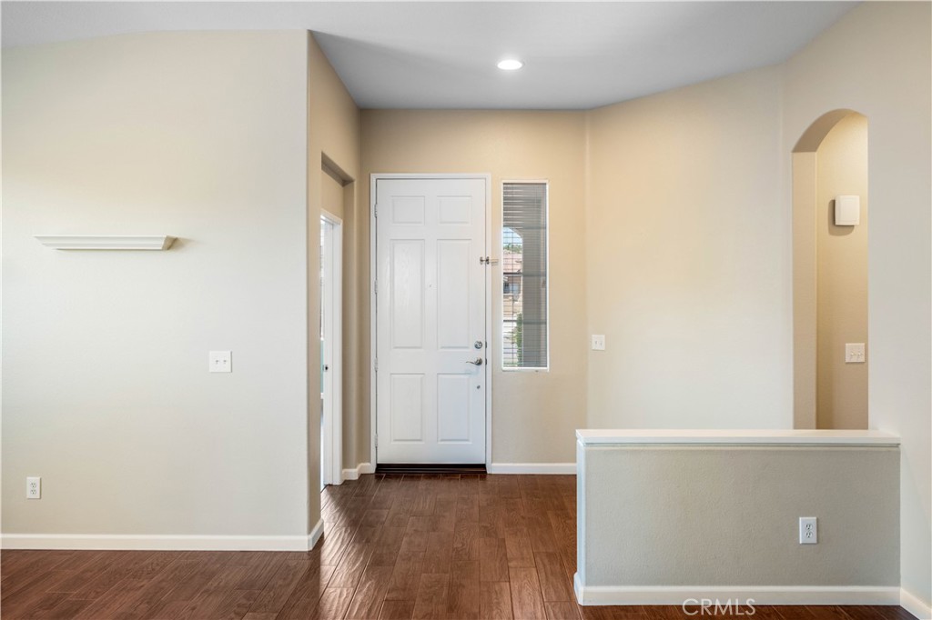 MLS #OC25165991 image #22