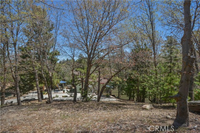 949 Inspiration Drive, Lake Arrowhead CA: https://media.crmls.org/medias/59e6f067-0c47-4286-9ac1-52bc3b15a4e9.jpg