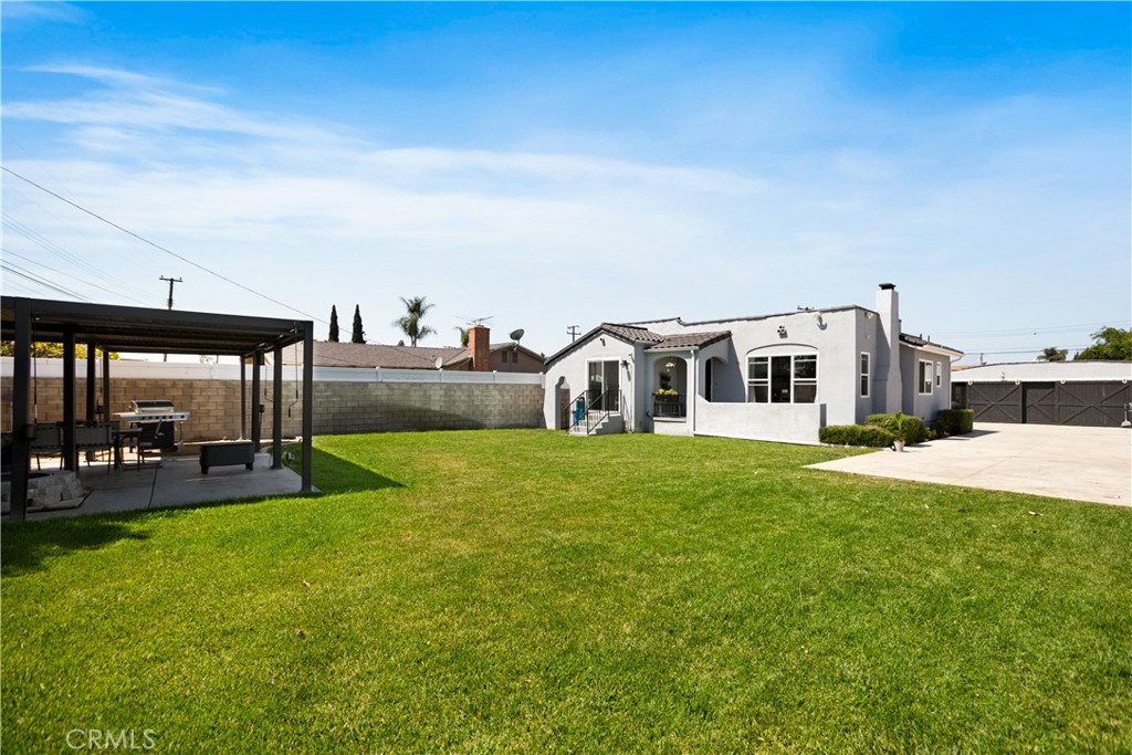 15952 Norcrest Drive