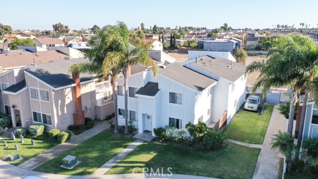 Detail Gallery Image 4 of 39 For 4822 Neely Cir, Huntington Beach,  CA 92649 - – Beds | – Baths