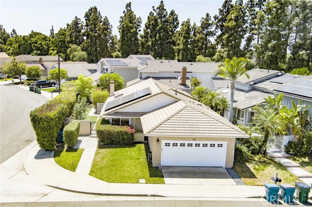 Detail Gallery Image 1 of 1 For 25 Bluejay, Irvine,  CA 92604 - 3 Beds | 2 Baths