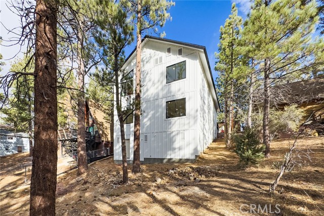 Detail Gallery Image 13 of 75 For 129 Winding Ln, Big Bear City,  CA 92314 - 4 Beds | 3 Baths