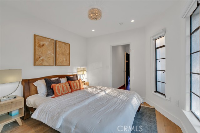 1812 Linda Vista Avenue, Pasadena CA: https://media.crmls.org/medias/59e85b38-3abb-4c3b-967b-3052cf5f2bf7.jpg
