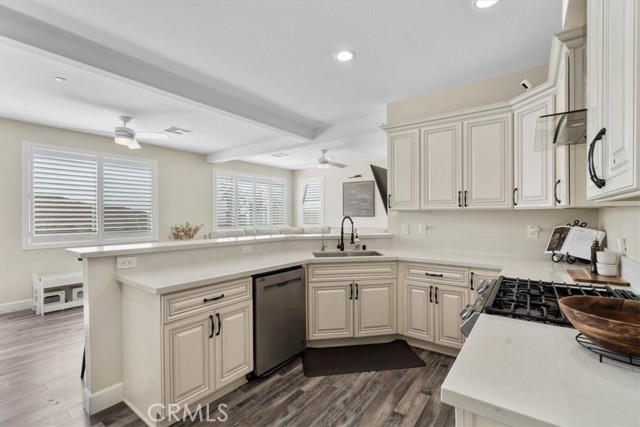 6749 Olive Avenue, San Bernardino CA: https://media.crmls.org/medias/59e935bc-67cf-4319-ae04-d297a7cede41.jpg