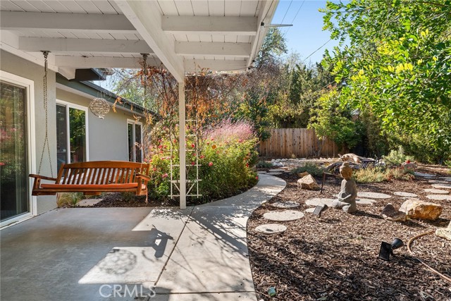 4835 Almidor Avenue, Woodland Hills CA: https://media.crmls.org/medias/59e946ba-2836-483f-a97b-58b92b82aa9b.jpg