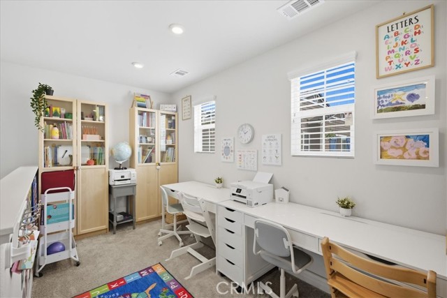 Detail Gallery Image 23 of 41 For 26960 Red Dr, Menifee,  CA 92585 - 3 Beds | 2/1 Baths