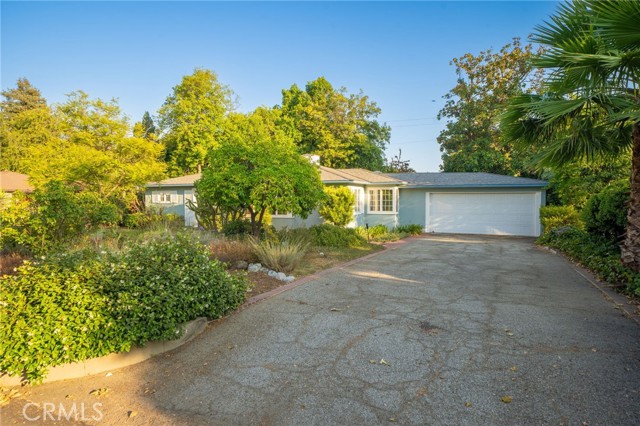 644 W 10th Street, Claremont CA: https://media.crmls.org/medias/59ebb192-fd91-4b2a-9faf-25543dc58789.jpg