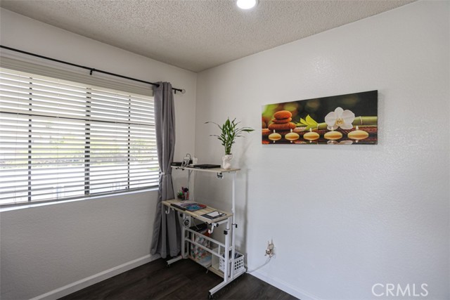 Detail Gallery Image 11 of 44 For 1712 Crystal Canyon, Azusa,  CA 91702 - 2 Beds | 1/1 Baths