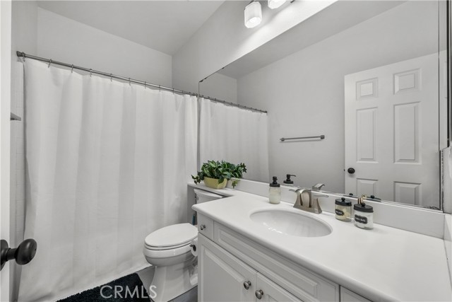 Detail Gallery Image 13 of 28 For 27262 Riverview, Valencia,  CA 91354 - 2 Beds | 2 Baths