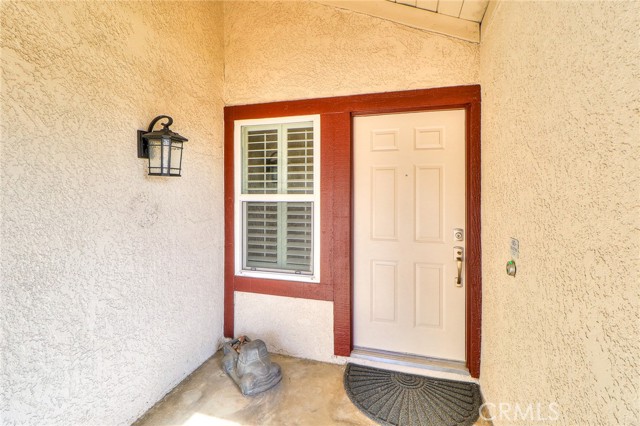6815 Arthur Court, Chino CA: https://media.crmls.org/medias/59ece6eb-8cc0-4899-84ab-ba8b7f29a642.jpg