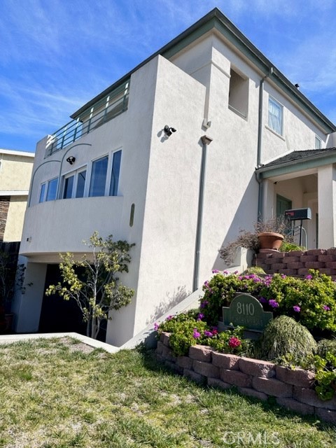 8110 Fordham Rd., Los Angeles, CA 90045