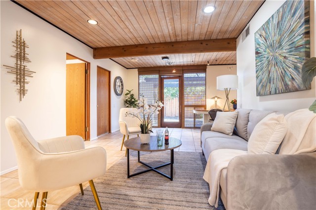 Detail Gallery Image 20 of 44 For 17442 Horace St, Granada Hills,  CA 91344 - 3 Beds | 3 Baths