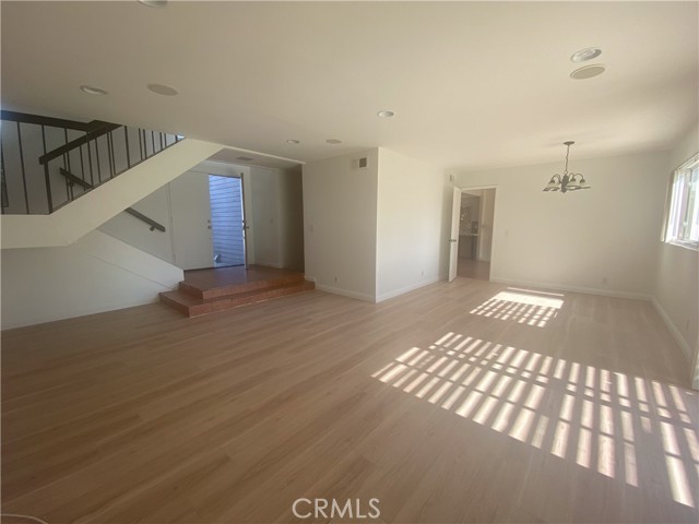 Detail Gallery Image 5 of 37 For 17402 Brooklyn Ave, Yorba Linda,  CA 92886 - 3 Beds | 2/1 Baths