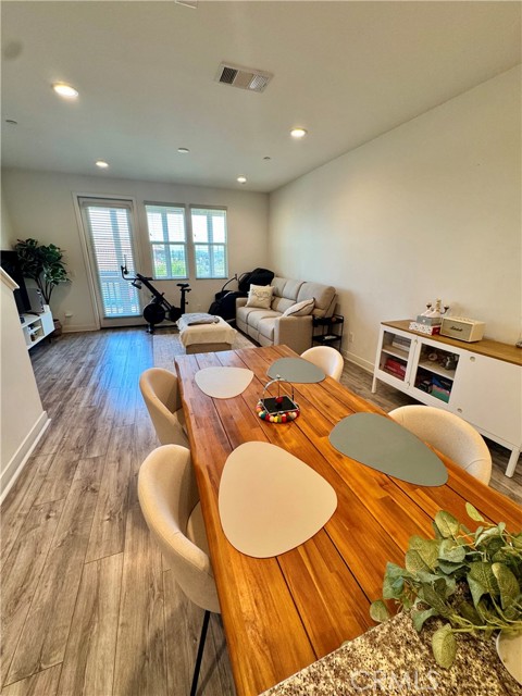 Detail Gallery Image 10 of 17 For 162 Reed Ln #48,  La Habra,  CA 90631 - 2 Beds | 2/1 Baths