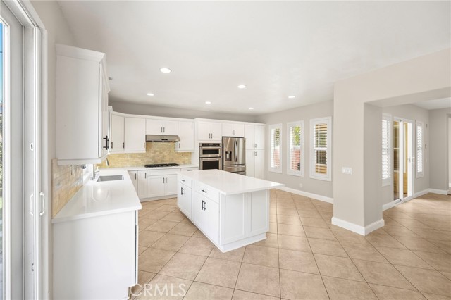 Detail Gallery Image 6 of 56 For 17 Plum St, Ladera Ranch,  CA 92694 - 4 Beds | 3/1 Baths
