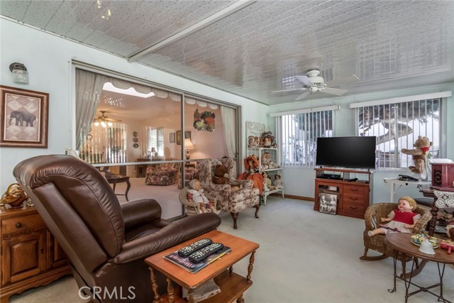 Detail Gallery Image 17 of 37 For 26856 Oak Branch Cir, Newhall,  CA 91321 - 2 Beds | 2 Baths