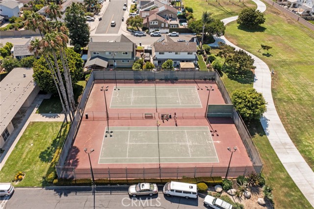Detail Gallery Image 30 of 36 For 9745 Port Royal Cir, Huntington Beach,  CA 92646 - 2 Beds | 1/1 Baths