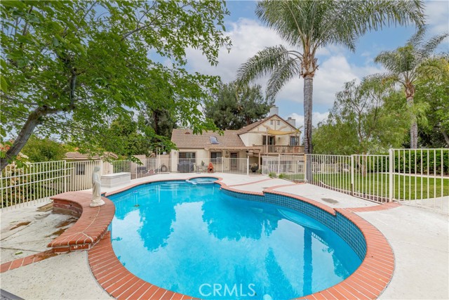 29620 Valle Olvera, Temecula CA: https://media.crmls.org/medias/59f077b8-04ac-433e-8202-309d2db10a92.jpg