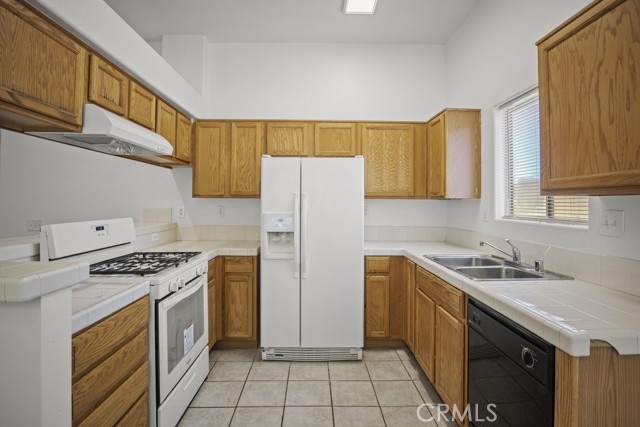 Image 8 of 14 For 28800 Landau Boulevard