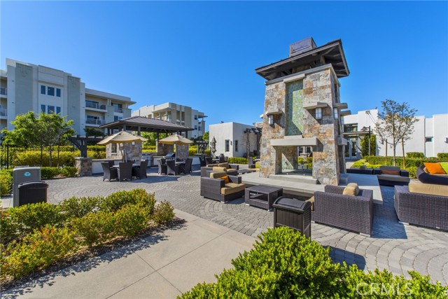 Detail Gallery Image 52 of 56 For 12921 Mission Ave #102,  Hawthorne,  CA 90250 - 2 Beds | 3 Baths