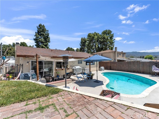 Detail Gallery Image 19 of 26 For 29351 Abelia Rd, Canyon Country,  CA 91387 - 3 Beds | 2 Baths