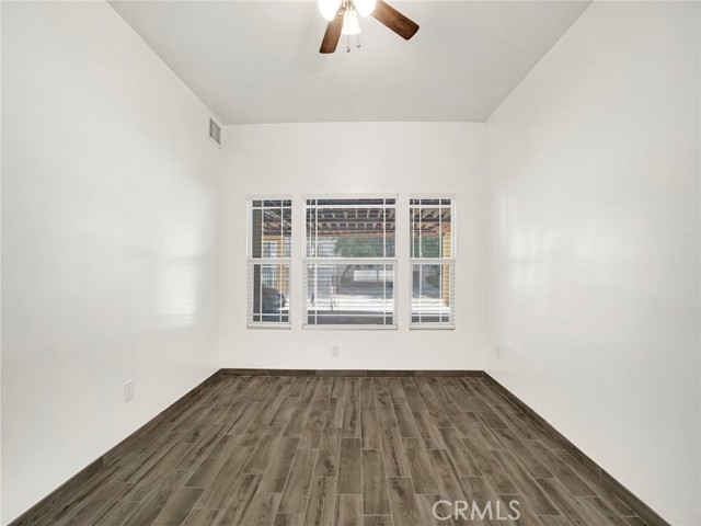 Detail Gallery Image 17 of 22 For 14545 Margate St #1,  Sherman Oaks,  CA 91411 - 3 Beds | 2 Baths