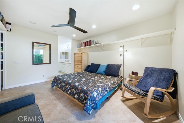 Detail Gallery Image 10 of 38 For 4852 Cabana Dr #104,  Huntington Beach,  CA 92649 - 2 Beds | 2 Baths