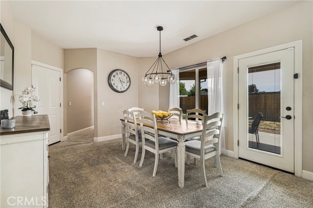 Detail Gallery Image 14 of 41 For 6 Vintage Ct, Chico,  CA 95973 - 3 Beds | 2 Baths