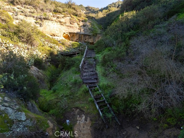 Detail Gallery Image 20 of 43 For 21431 Stans Lane, Laguna Beach,  CA 92651 - 3 Beds | 2 Baths