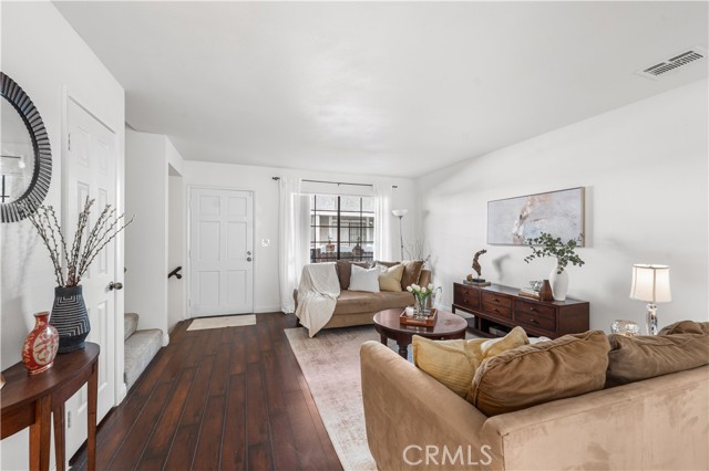 Detail Gallery Image 8 of 33 For 21 California St #H,  Arcadia,  CA 91006 - 2 Beds | 2/1 Baths