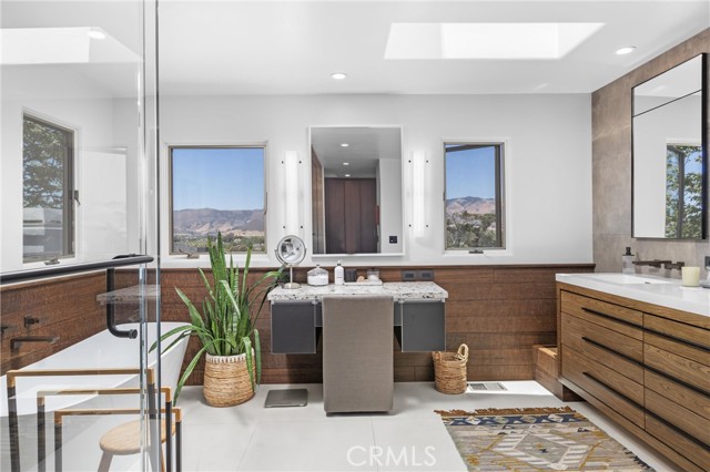 769 Greystone Place, San Luis Obispo CA: https://media.crmls.org/medias/59f36af6-d2f0-4a48-8e1f-972384ebcc8c.jpg