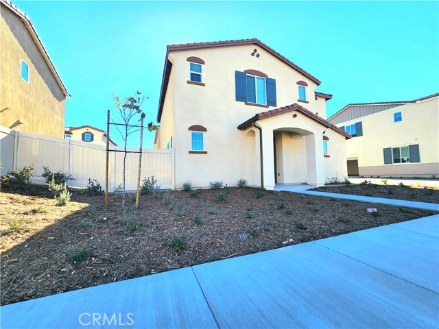 Detail Gallery Image 5 of 37 For 1111 Tropic Ct, Redlands,  CA 92374 - 3 Beds | 2/1 Baths