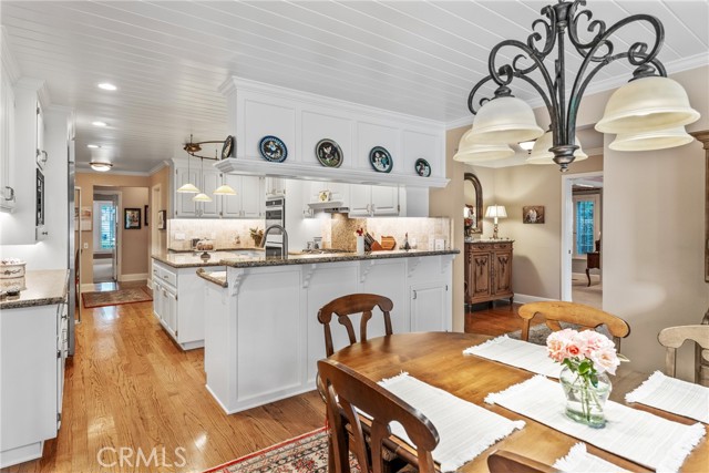 Detail Gallery Image 26 of 75 For 1914 Country Club Ln, Redlands,  CA 92373 - 5 Beds | 3/1 Baths