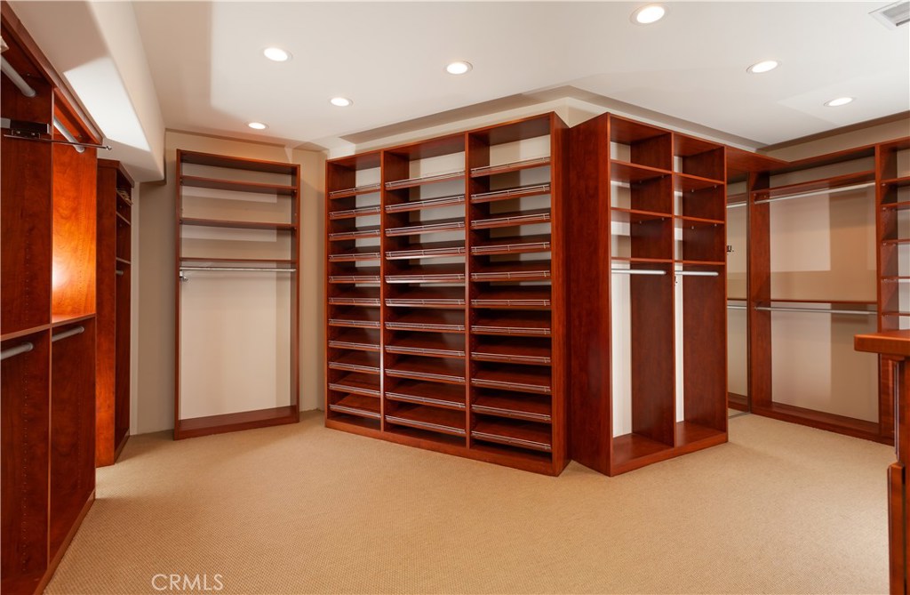 MLS #OC25144994 img 30