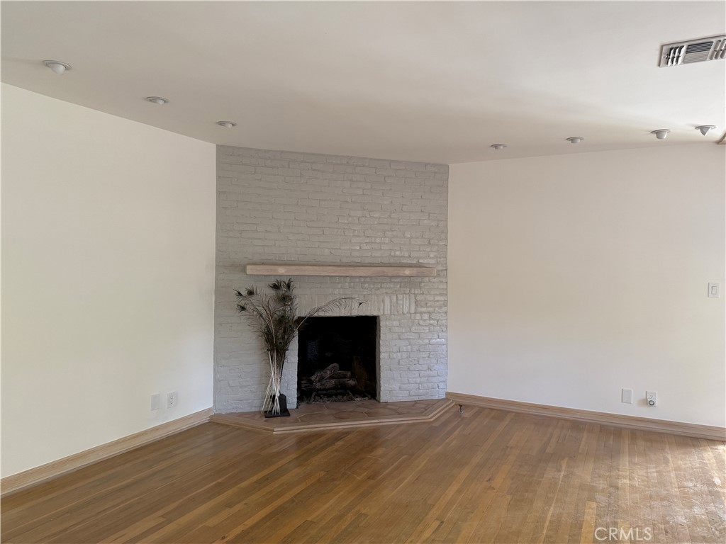 MLS #PV25185388 image #3