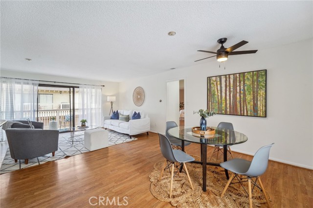 Dining area off living room