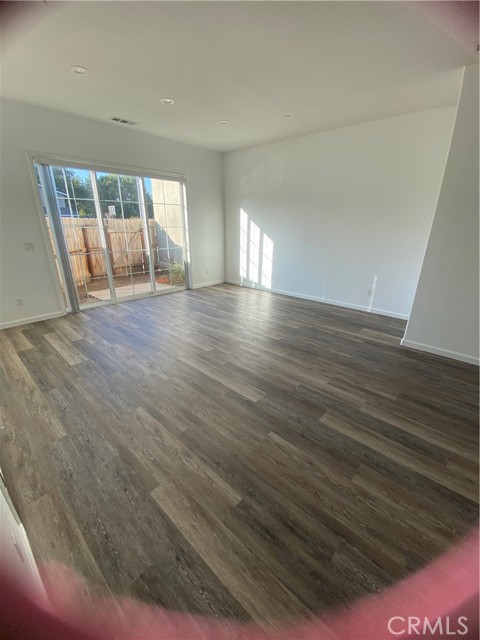 Detail Gallery Image 29 of 32 For 12356 Rose Way, Waterford,  CA 95386 - 6 Beds | 4/1 Baths