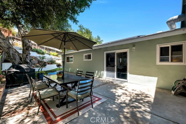 Detail Gallery Image 10 of 19 For 21407 Rios St, Woodland Hills,  CA 91364 - 3 Beds | 2 Baths