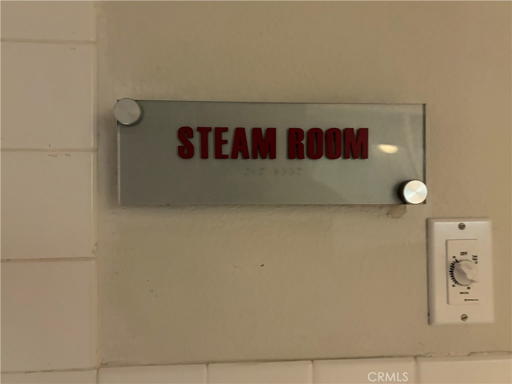 https://media.crmls.org/medias/59f750fc-46fd-4789-a30a-5ba8b657fceb.jpg?preset=X-Large