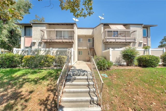Detail Gallery Image 1 of 45 For 8990 19th St #201,  Rancho Cucamonga,  CA 91701 - 1 Beds | 1 Baths