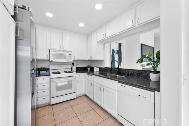 Detail Gallery Image 11 of 52 For 35 Tradewinds, Aliso Viejo,  CA 92656 - 3 Beds | 2/1 Baths