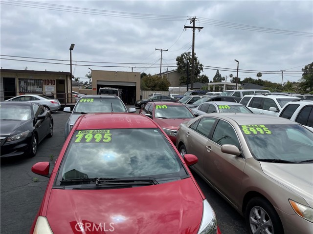 11840 E carson Street, Hawaiian Gardens CA: https://media.crmls.org/medias/59f99478-f90a-4c67-a8e7-934fda75ff96.jpg