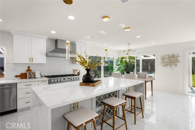 6191 Jacaranda Lane, Yorba Linda CA: https://media.crmls.org/medias/59fb0f08-c8a0-482e-98d9-664d783eaf6d.jpg