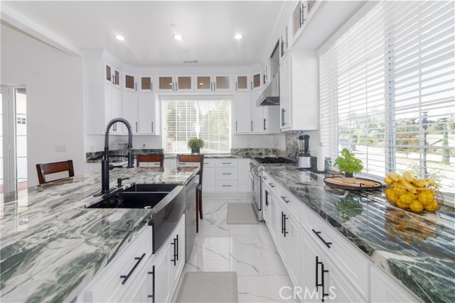 Detail Gallery Image 16 of 53 For 17423 Wicker Way, Riverside,  CA 92504 - 4 Beds | 3/1 Baths