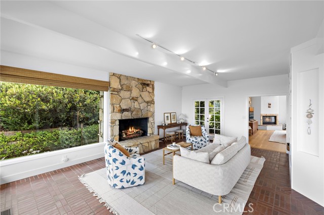 Detail Gallery Image 15 of 38 For 3007 Harbor View, Corona Del Mar,  CA 92625 - 3 Beds | 2/1 Baths